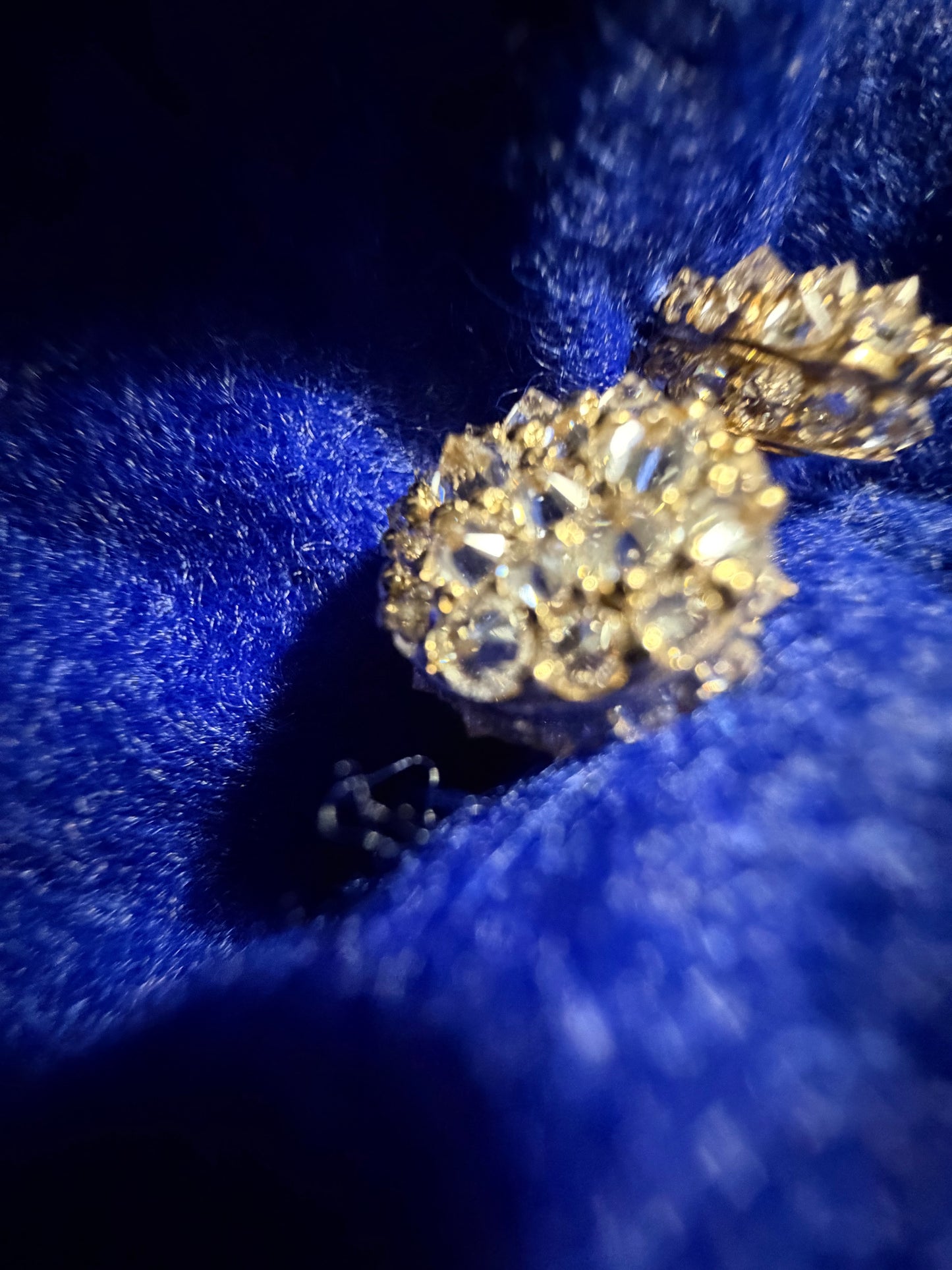 Unisex 10KT Yellow Gold Cluster Earrings | Reversed Diamonds limited time sale