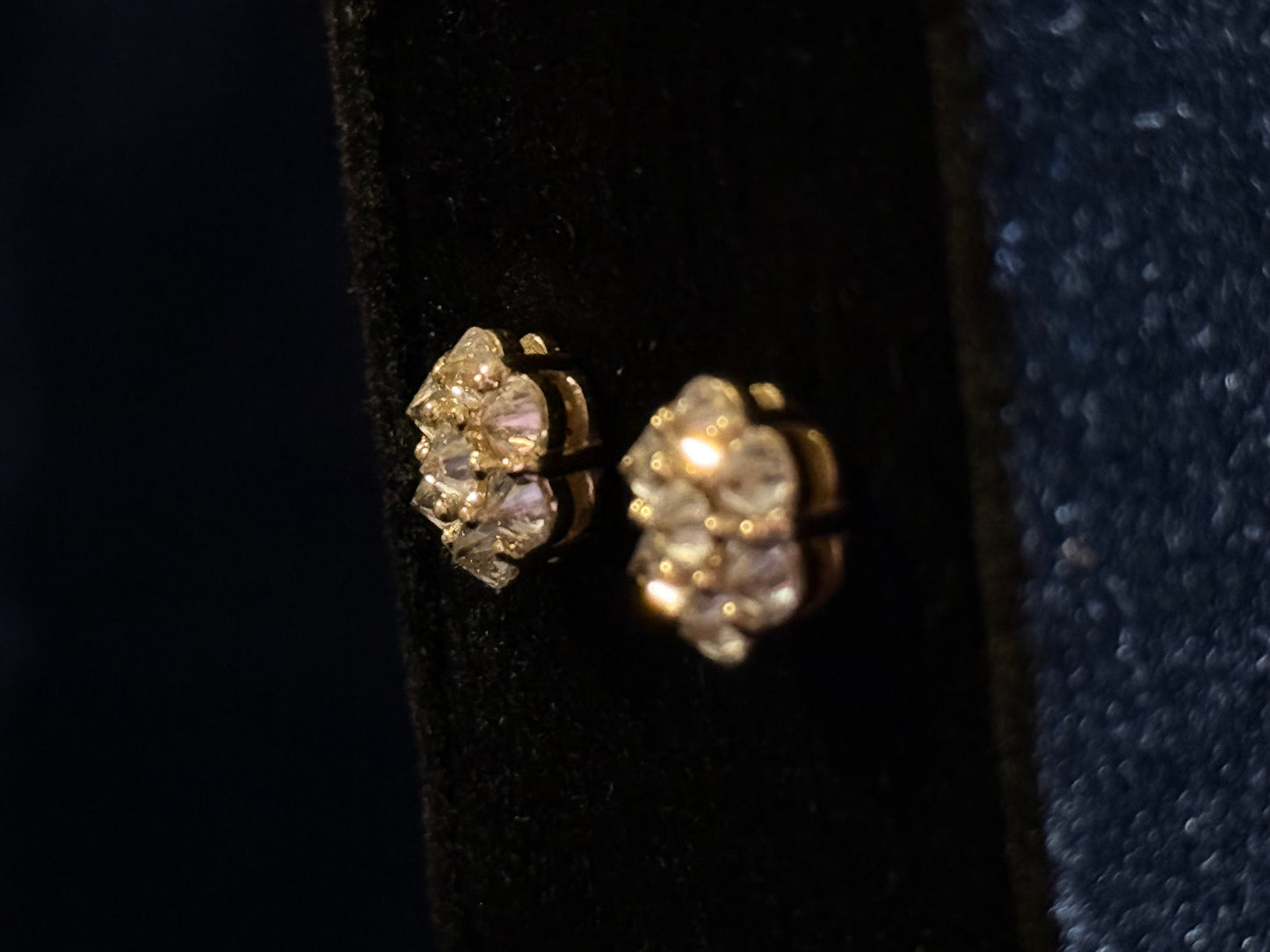 Unisex 10KT Yellow Gold Honeycomb Cluster Earrings | Reversed Diamonds fire sale !