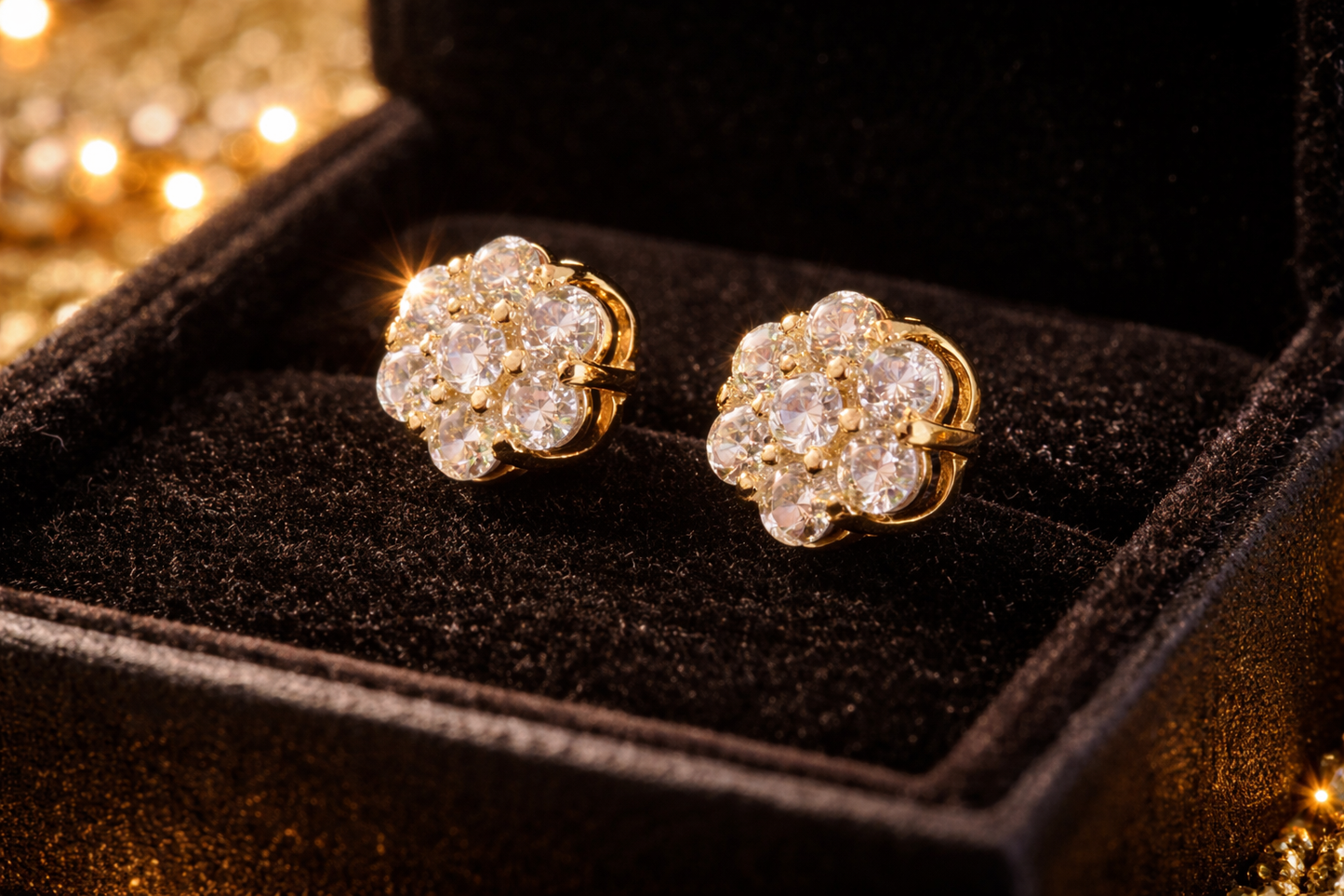 Unisex 10KT Yellow Gold Honeycomb Cluster Earrings | Reversed Diamonds fire sale !